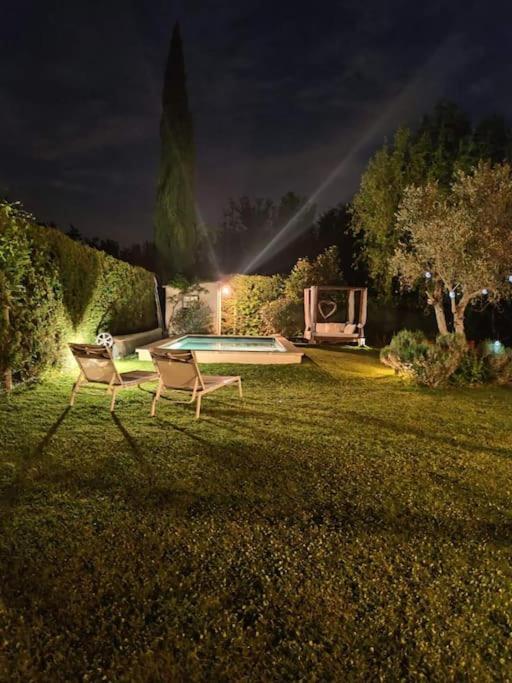 Le Cabanon Tendance Du Luberon Mérindol エクステリア 写真